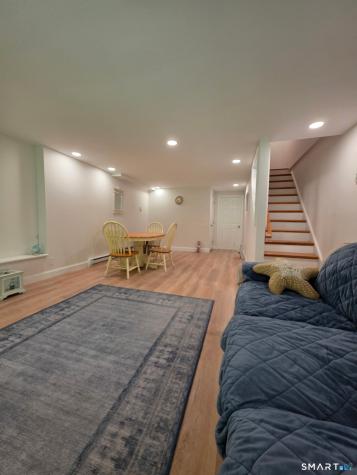 101 West Main Street East Lyme CT 06357
