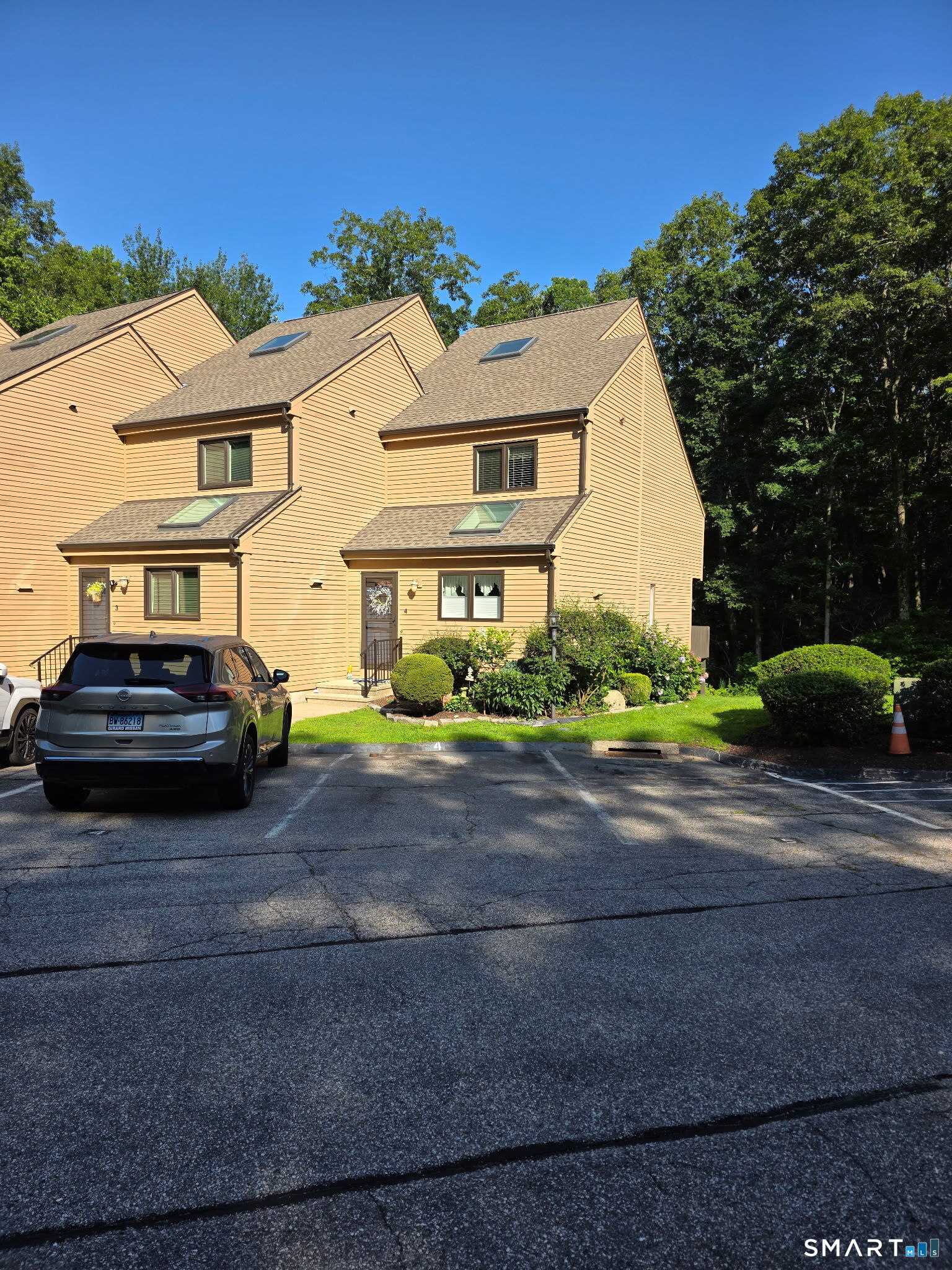 101 West Main Street East Lyme CT 06357
