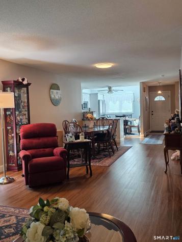 101 West Main Street East Lyme CT 06357