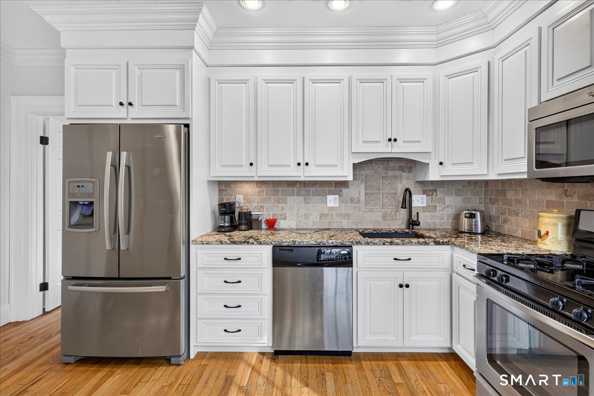 7 Wooster Place New Haven CT 06511