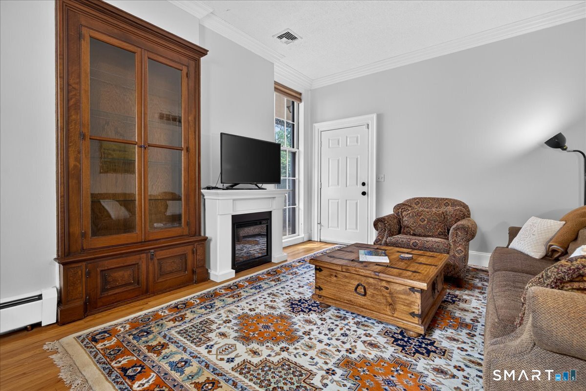 7 Wooster Place New Haven CT 06511