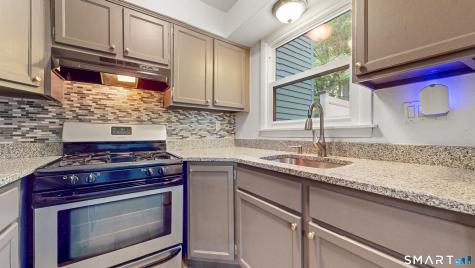 527 Hilliard Street Manchester CT 06042
