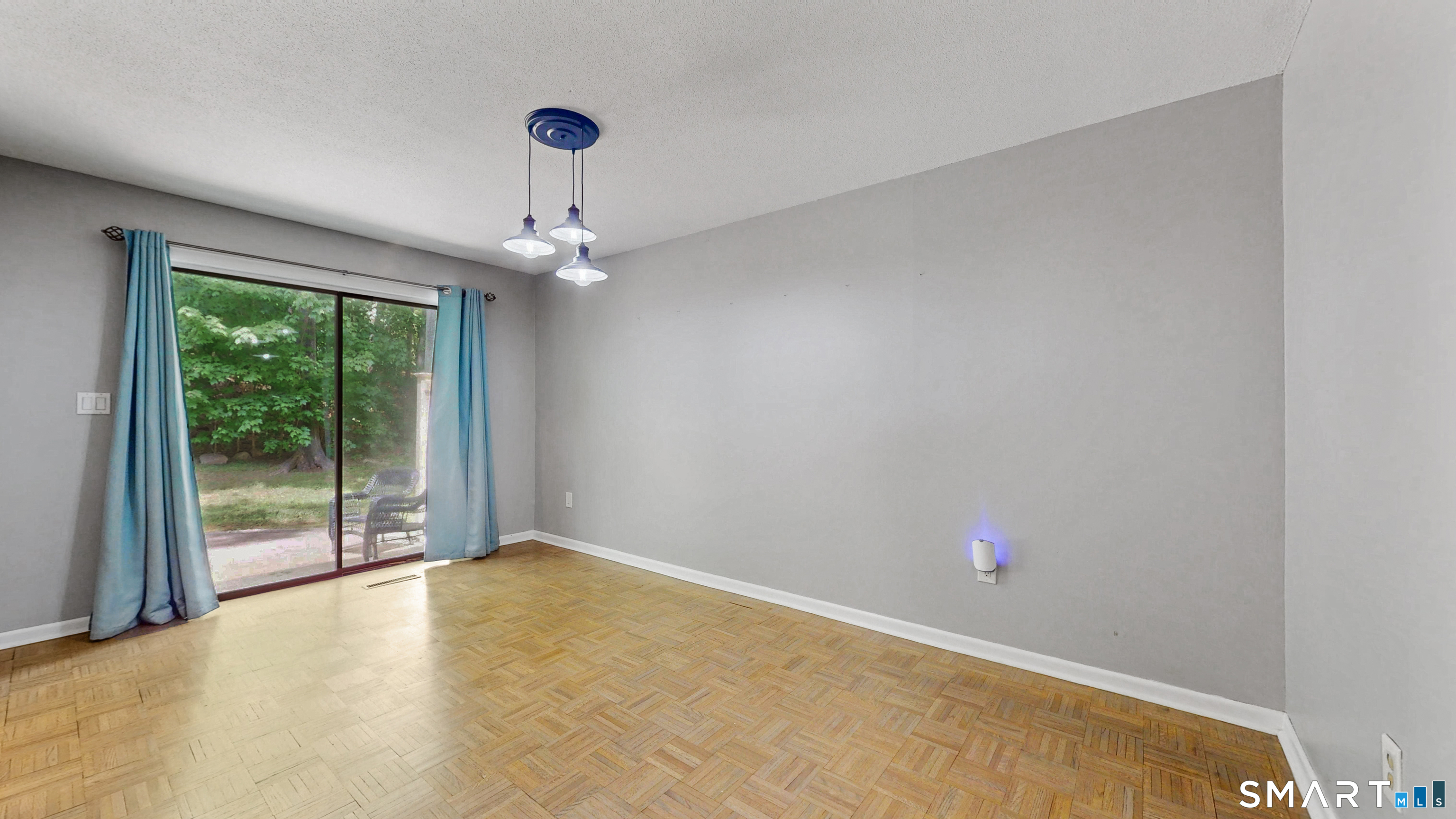 527 Hilliard Street Manchester CT 06042