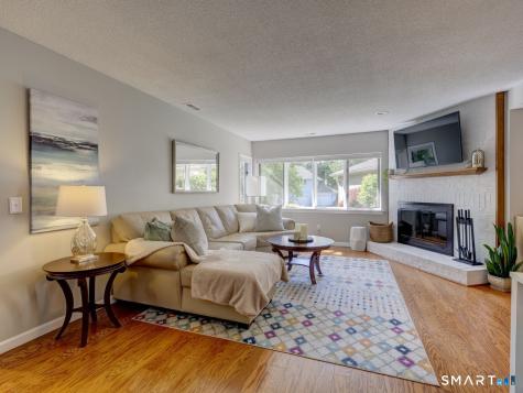 171 Coho Lane Suffield CT 06078