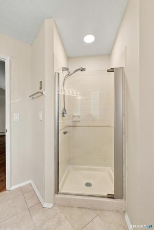 5 Talcott Glen Farmington CT 06032