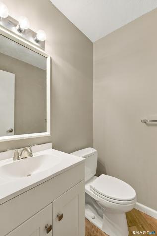 5 Talcott Glen Farmington CT 06032