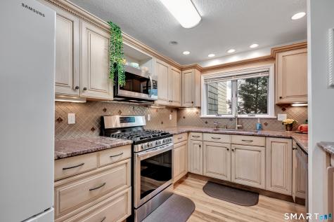 72 Timberwood Road West Hartford CT 06117