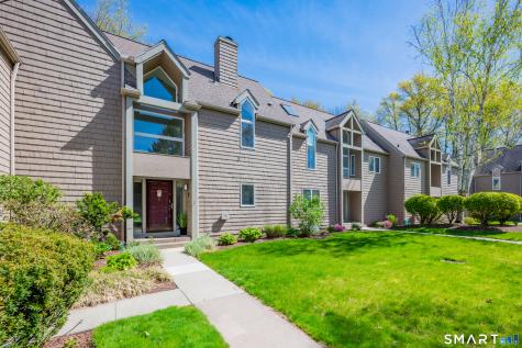 72 Timberwood Road West Hartford CT 06117