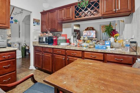855 Oronoke Road Waterbury CT 06708