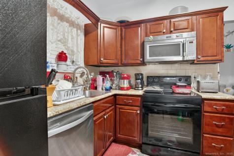 855 Oronoke Road Waterbury CT 06708