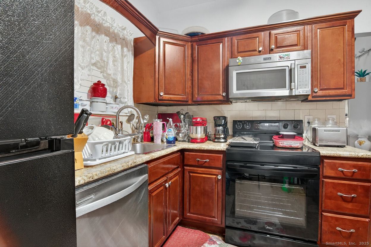 855 Oronoke Road Waterbury CT 06708