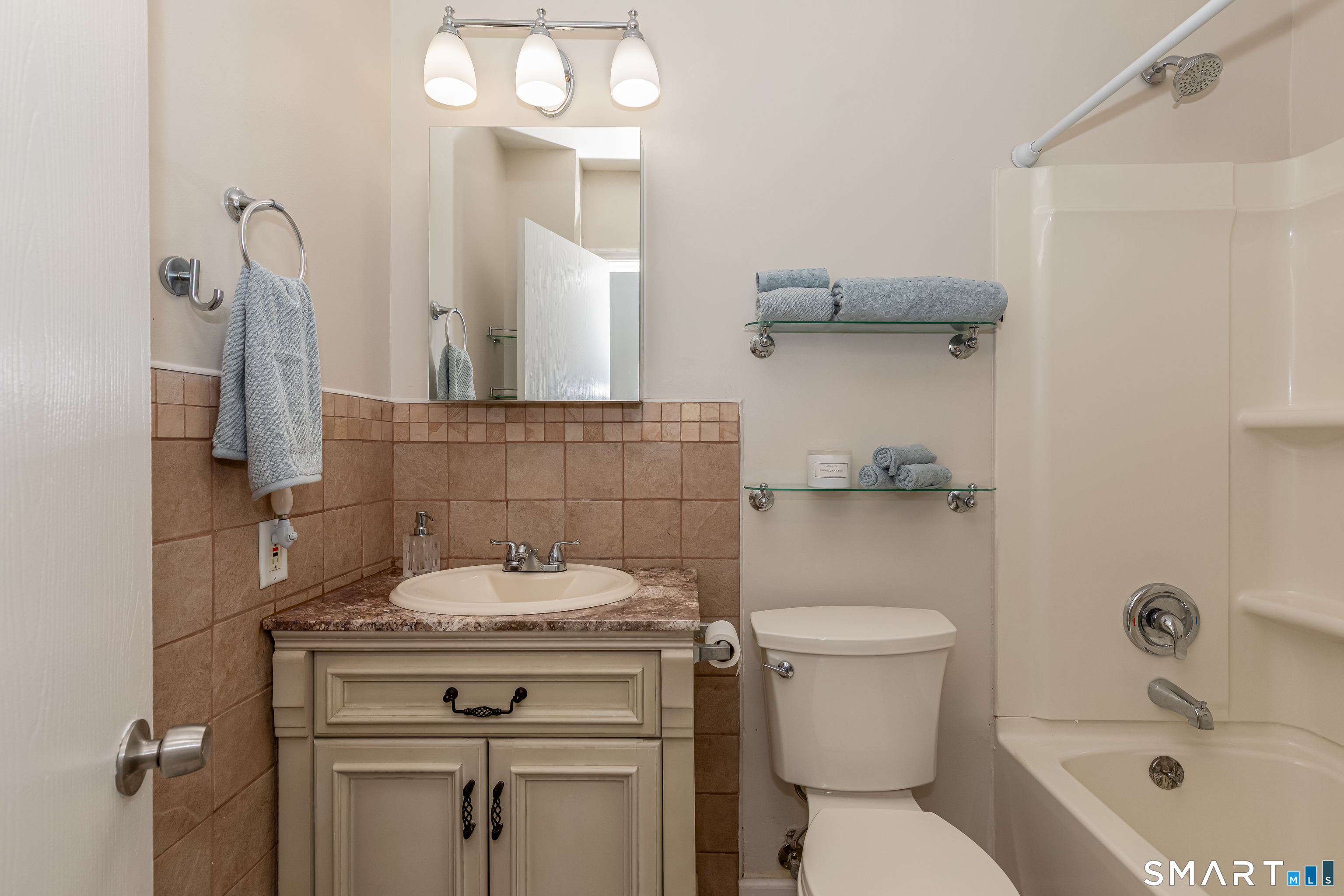 7 Falmouth Court Brookfield CT 06804