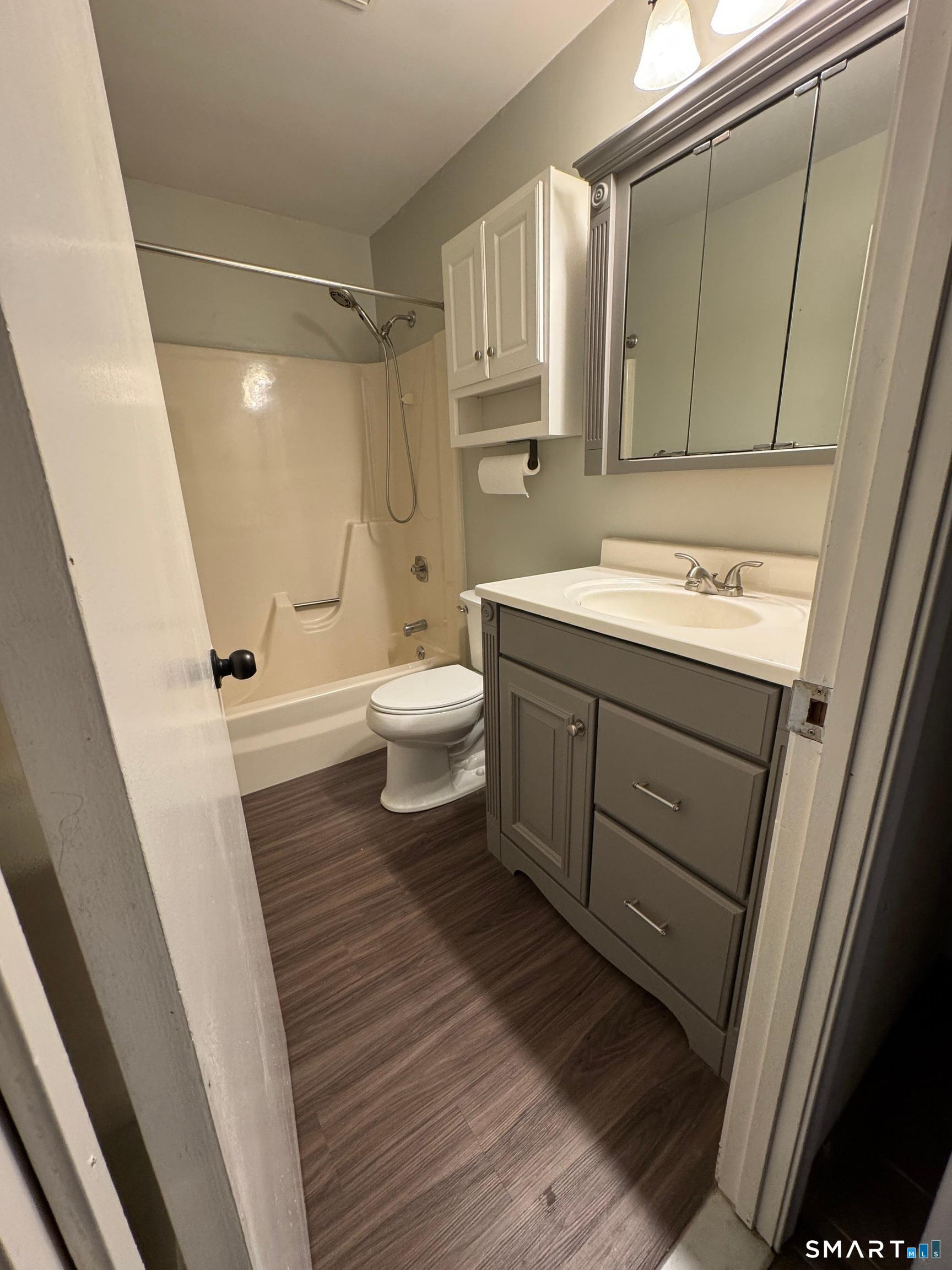 512 Twin Circle Drive South Windsor CT 06074