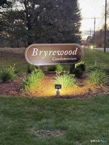 512 Twin Circle Drive South Windsor CT 06074