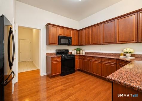 5 Worthington Drive Farmington CT 06032