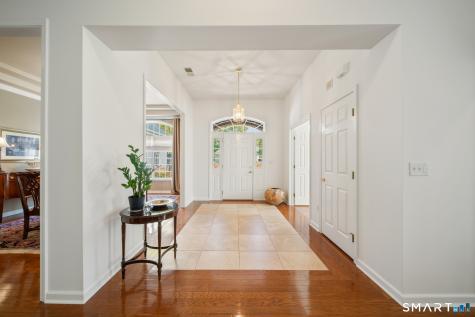 5 Worthington Drive Farmington CT 06032