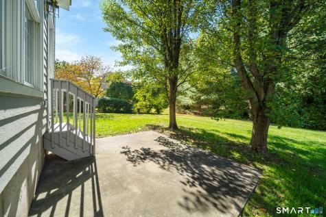 5 Worthington Drive Farmington CT 06032