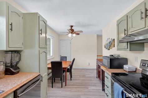 6 Rose Lane Danbury CT 06811