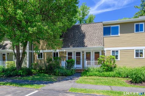 6 Rose Lane Danbury CT 06811