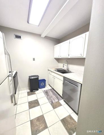 292 Pequot Avenue New London CT 06320
