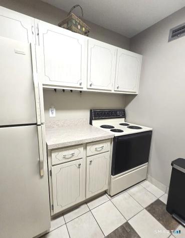 292 Pequot Avenue New London CT 06320