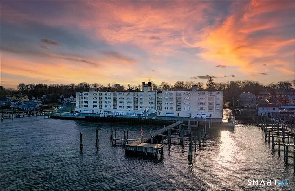 292 Pequot Avenue New London CT 06320