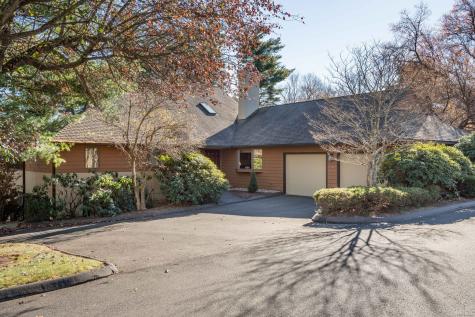 6 Cary Lane Bloomfield CT 06002