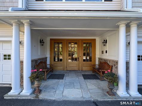 22 Franklin Court Newtown CT 06470