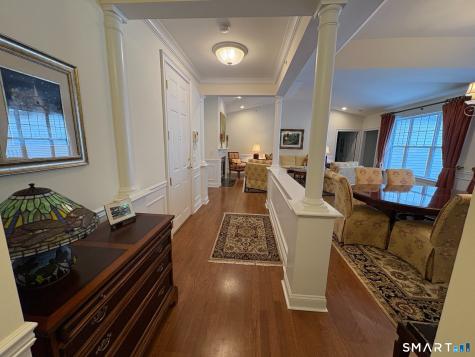 22 Franklin Court Newtown CT 06470