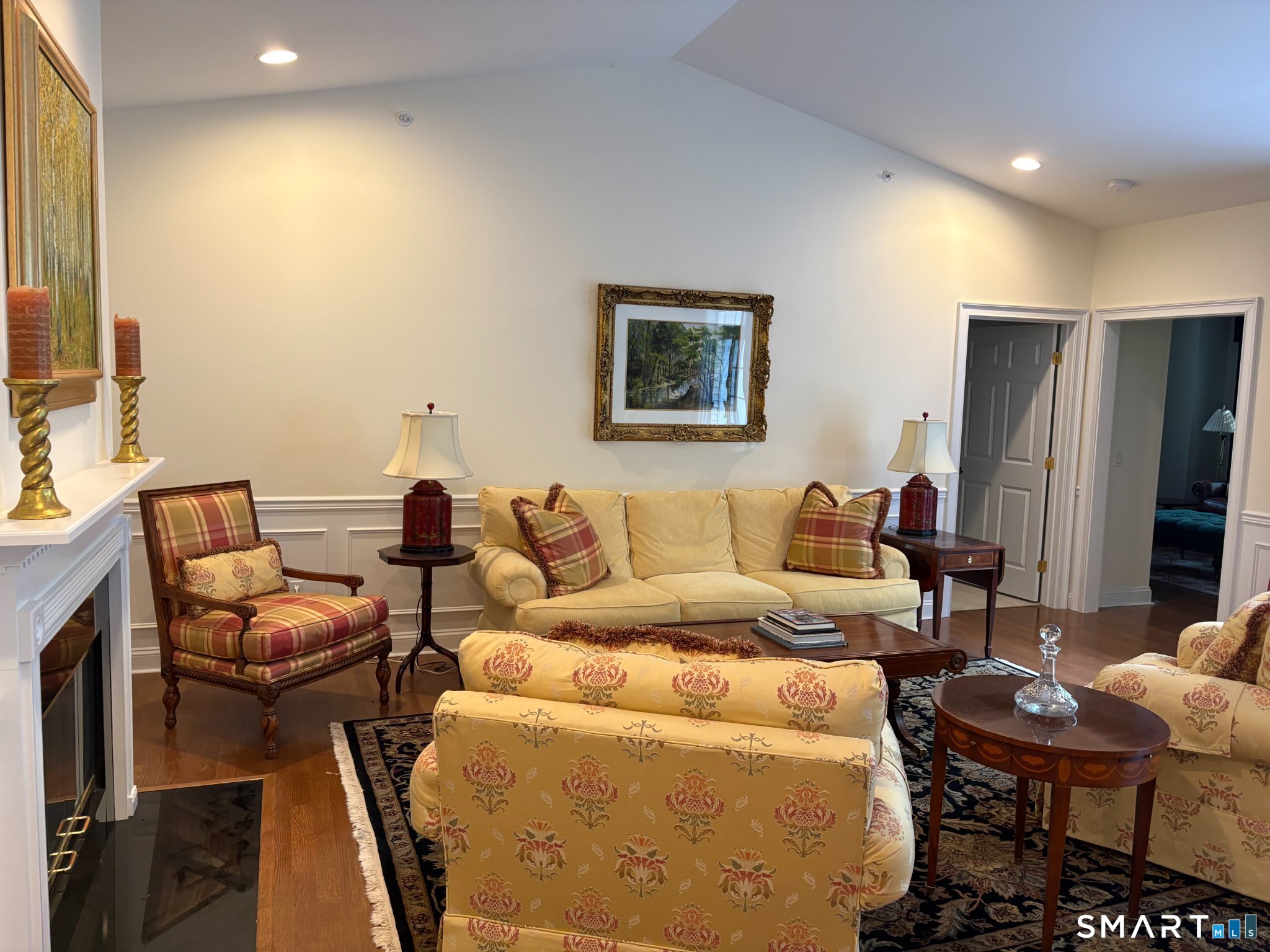 22 Franklin Court Newtown CT 06470