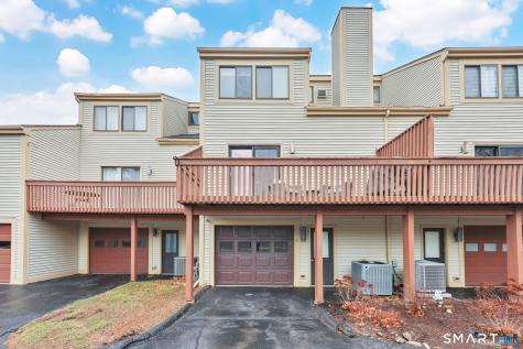 8 Whirling Dun Canton CT 06019