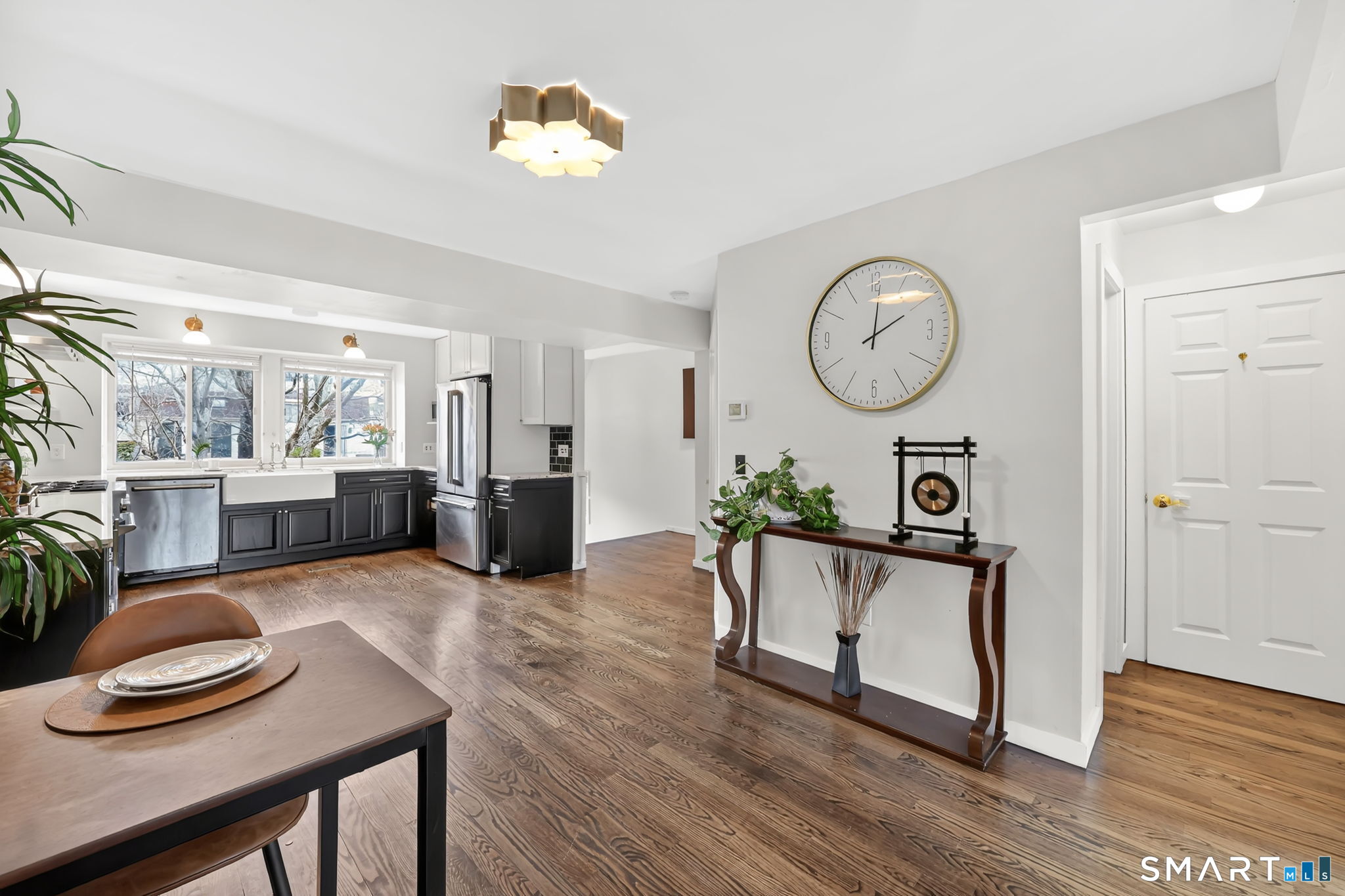 8 Whirling Dun Canton CT 06019