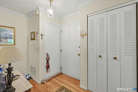 75 Courtland Avenue Stamford CT 06902