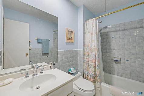 75 Courtland Avenue Stamford CT 06902