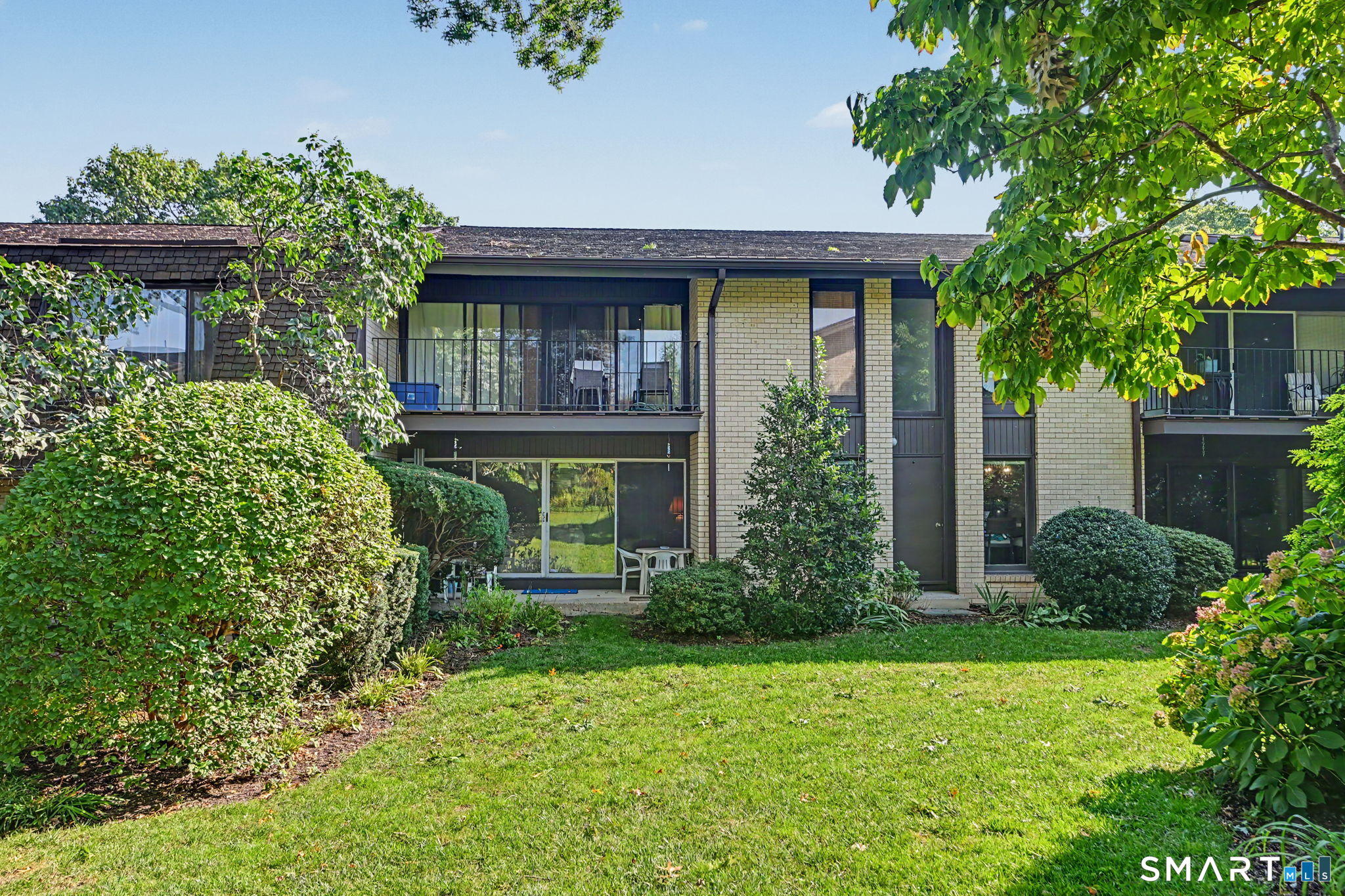 75 Courtland Avenue Stamford CT 06902