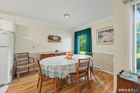 75 Courtland Avenue Stamford CT 06902