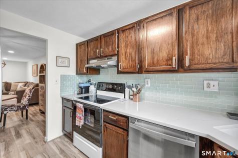 301 Cedar Hollow Drive Rocky Hill CT 06067