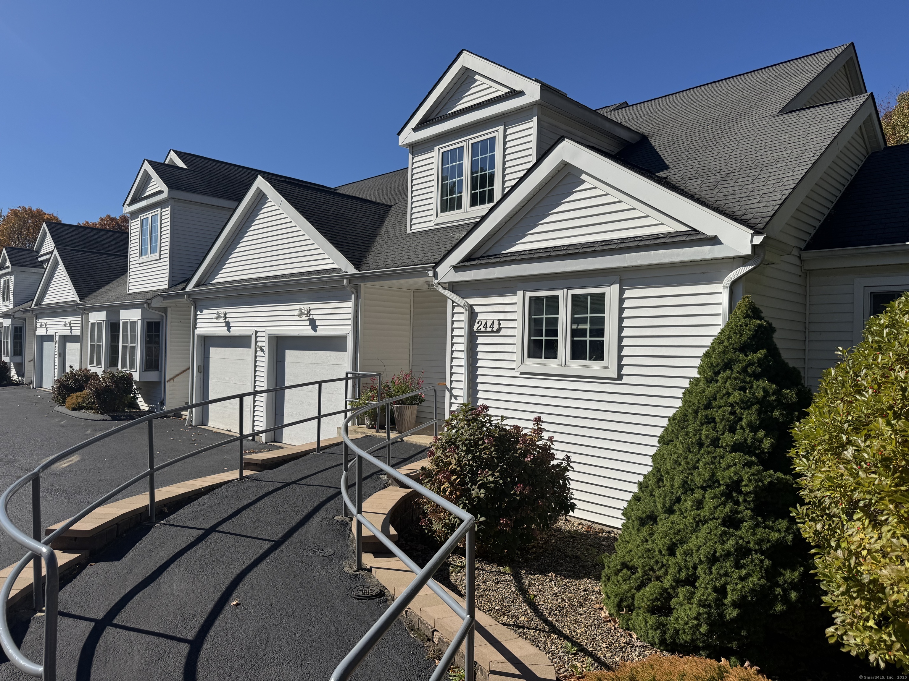 244 Oakland Street Manchester CT 06042