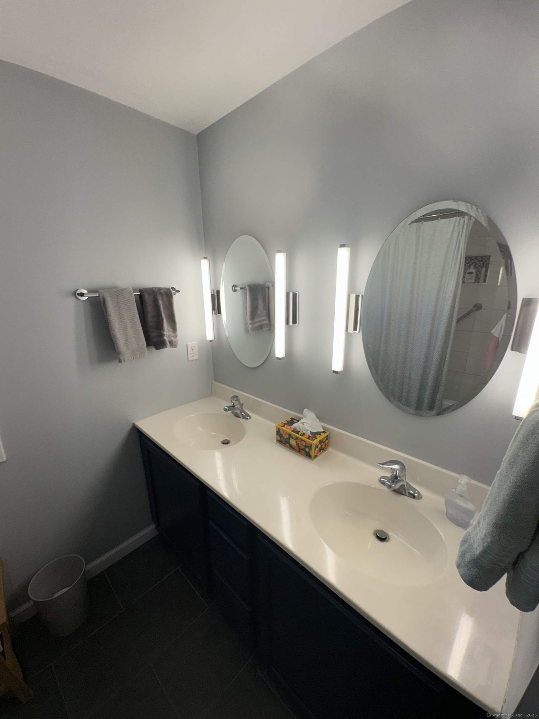 244 Oakland Street Manchester CT 06042