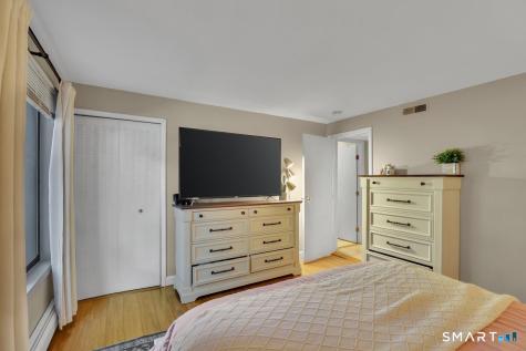 25 Amato Drive South Windsor CT 06074