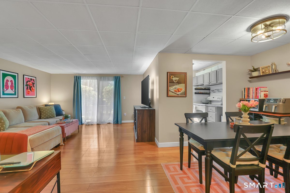 25 Amato Drive South Windsor CT 06074