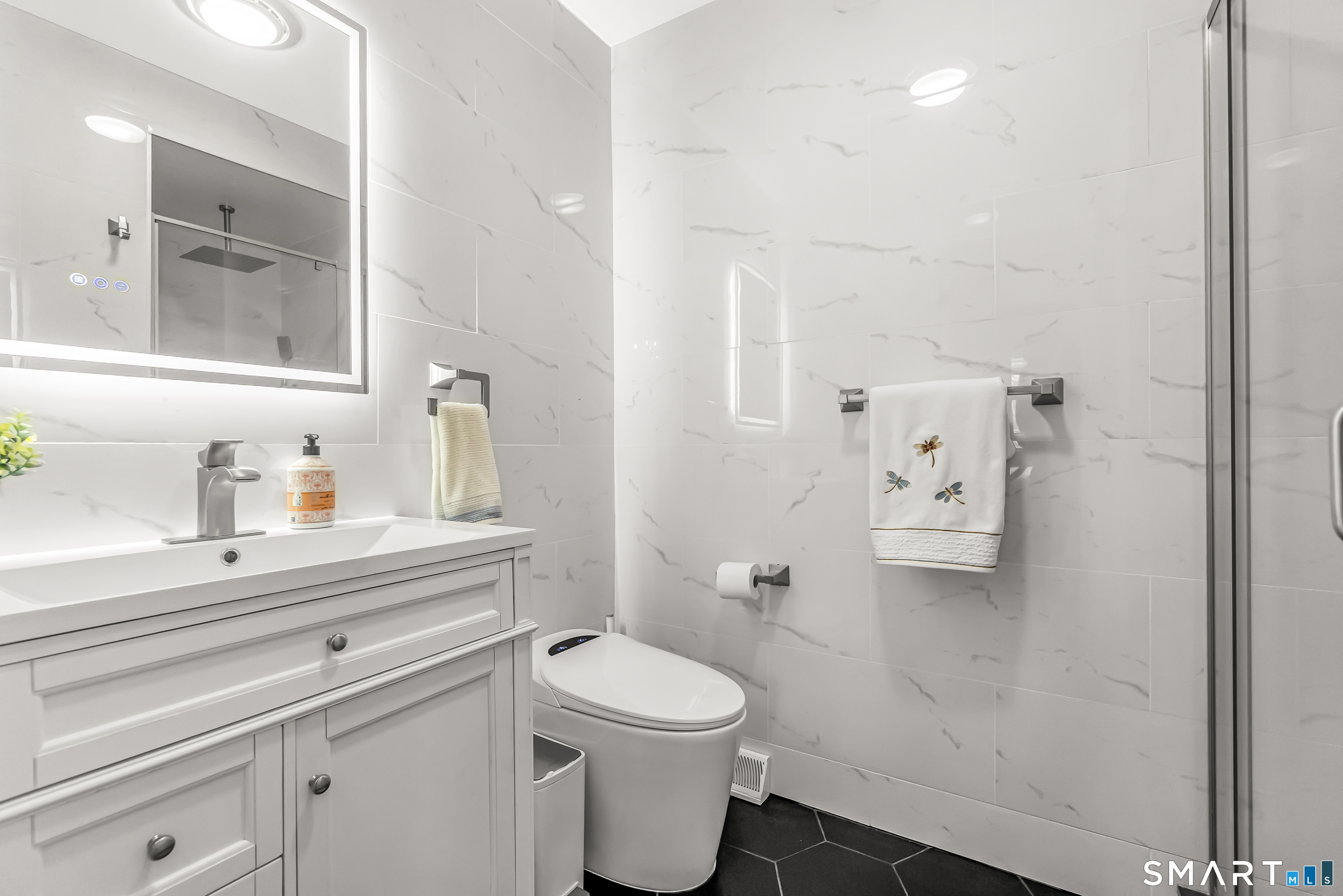 40 Orangewood West Derby CT 06418
