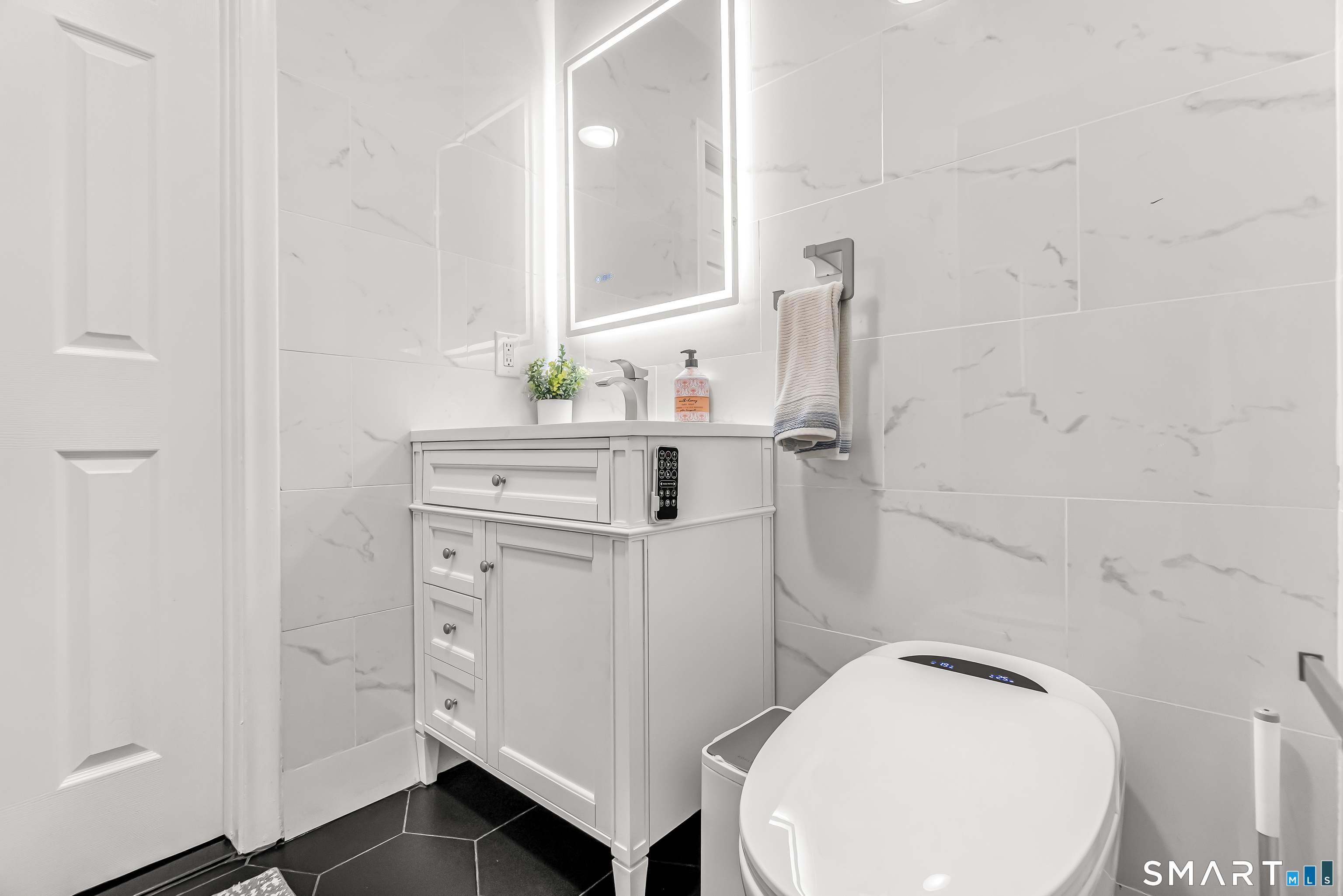 40 Orangewood West Derby CT 06418