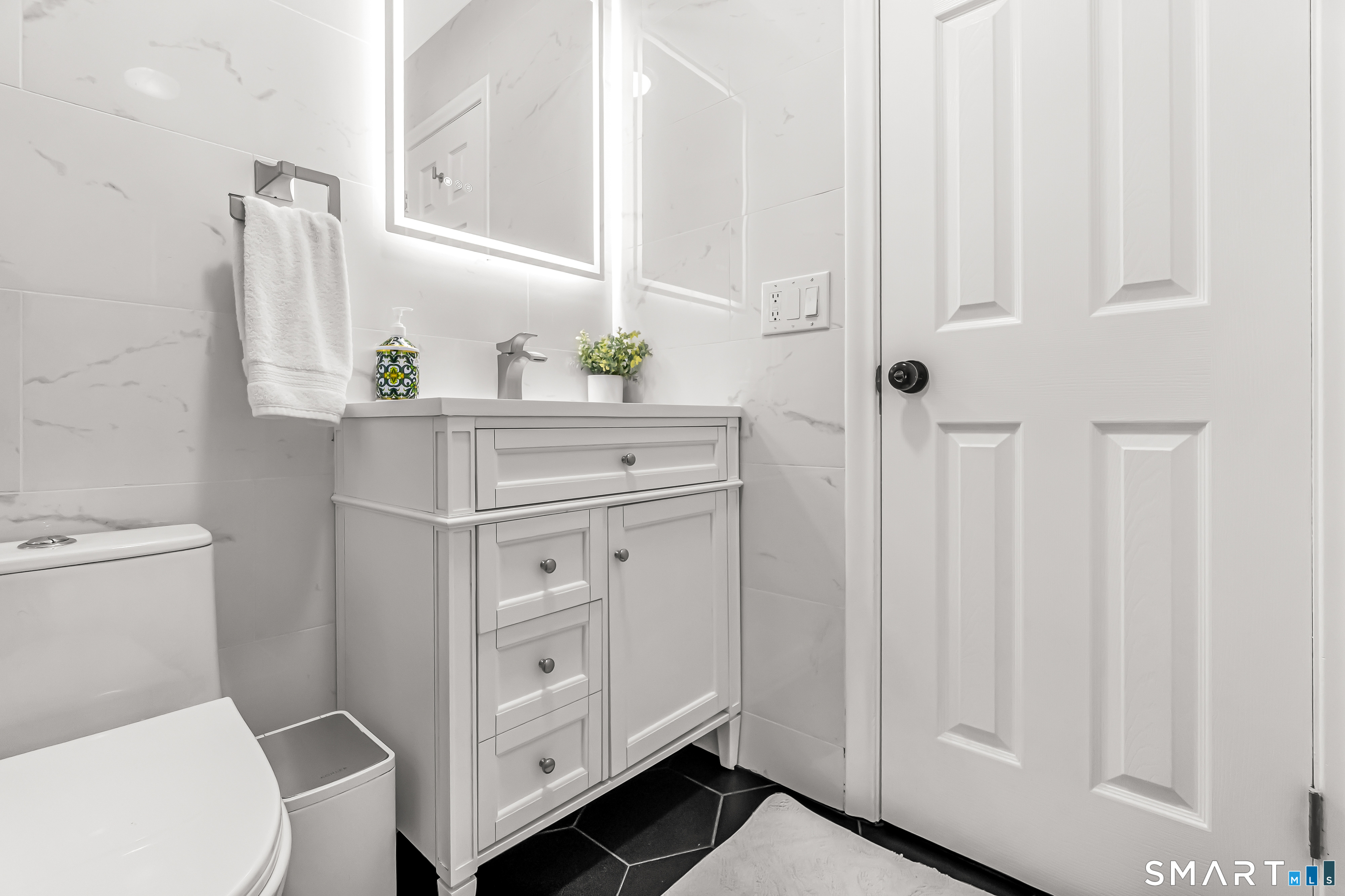 40 Orangewood West Derby CT 06418