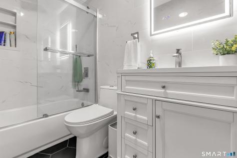 40 Orangewood West Derby CT 06418