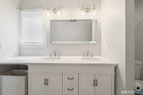 122 Heritage Village Southbury CT 06488