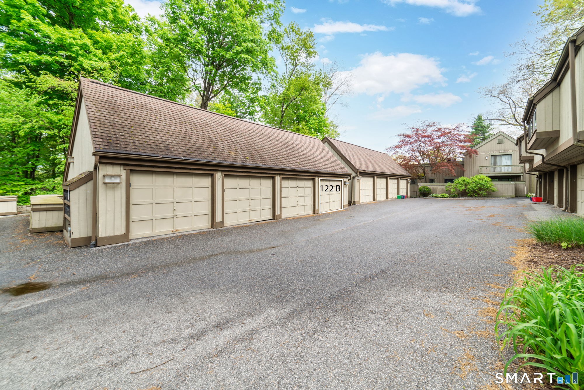 122 Heritage Village Southbury CT 06488