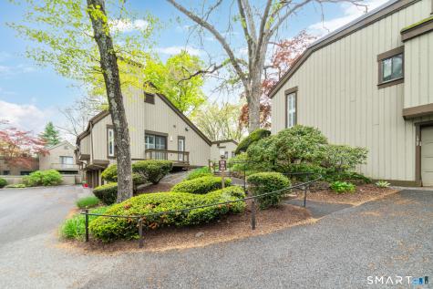 122 Heritage Village Southbury CT 06488