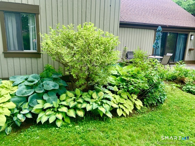 122 Heritage Village Southbury CT 06488