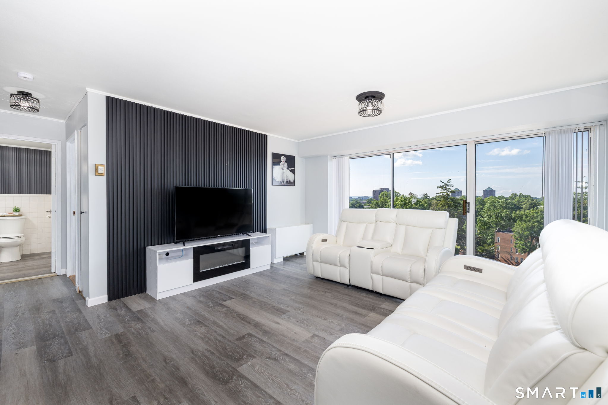 30 Woodland Street Hartford CT 06105
